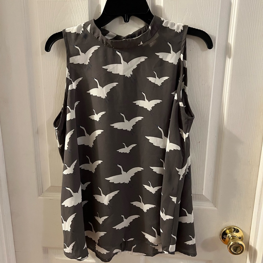 LOFT Crane Print Sleeveless Blouse Size Large
